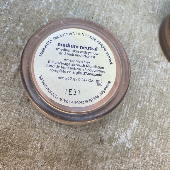 Tarte Amazonian Clay foundation MedNeutral